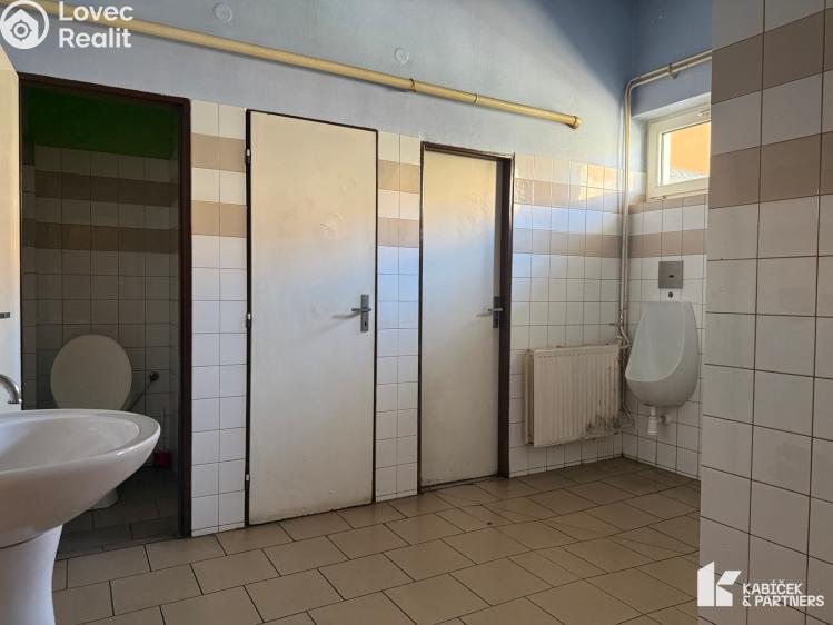 Pronájem obchodního prostoru Kopřivnice, Štefánikova 205/37 č. 9