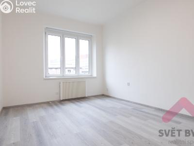 Pronájem bytu 2+KK Praha, Tolstého č. 4