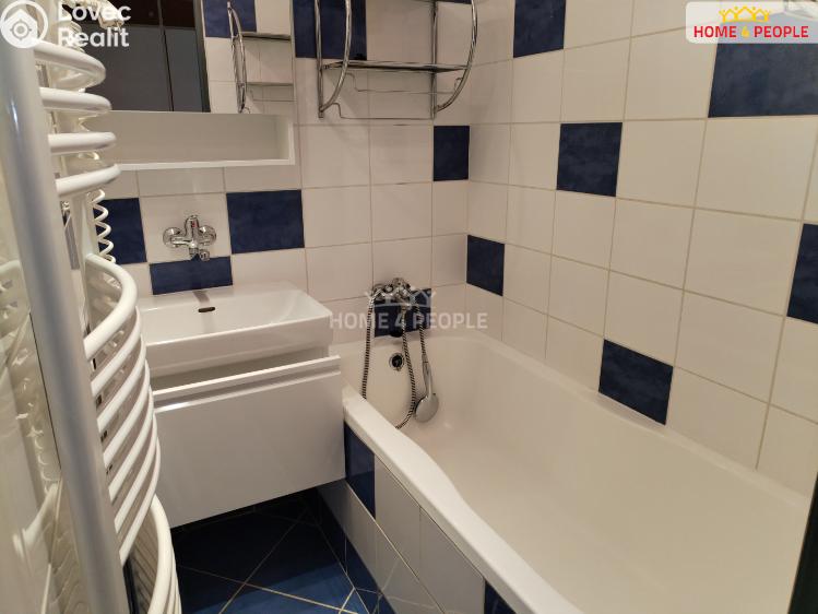 Pronájem bytu 2+KK Praha 15, Hornoměcholupská č. 10