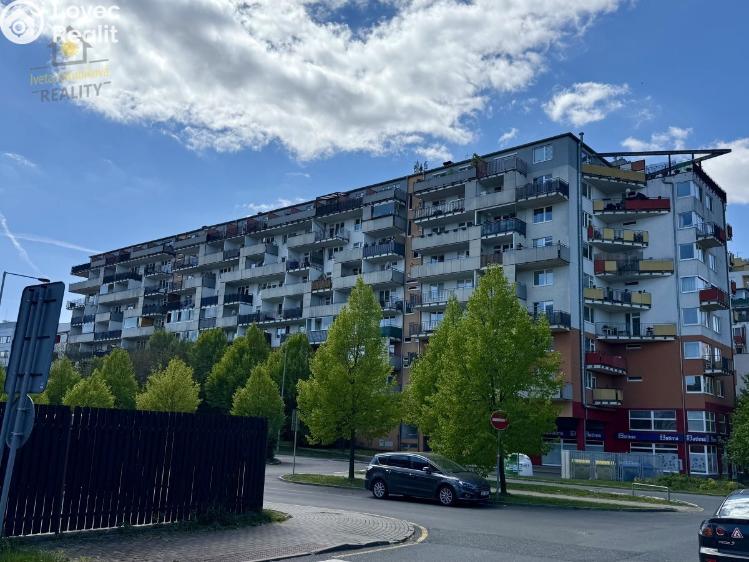 Prodej bytu 1+KK Praha, Podkovářská 933/3 č. 1