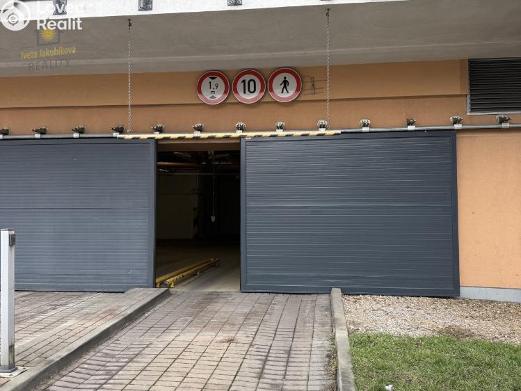 Prodej bytu 1+KK Praha, Podkovářská 933/3 č. 30