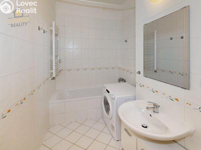 Sale apartment 1+KK Praha, Podkovářská č. 14