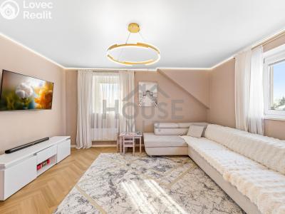 Sale apartment 2+1 Praha, Výtoňská č. 12