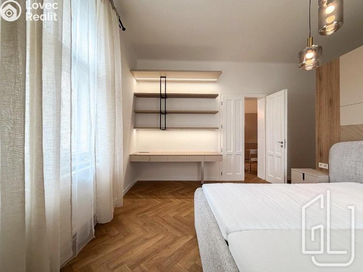 Pronájem bytu 2+KK Praha, Čajkovského 2423/14 č. 7