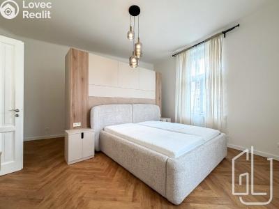 Pronájem bytu 2+KK Praha, Čajkovského č. 3