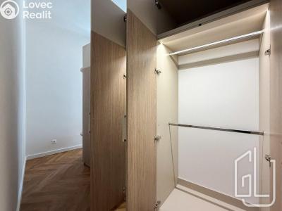 Rent apartment 2+KK Praha, Čajkovského č. 13