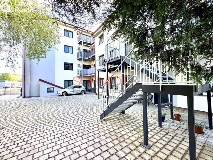 Rent apartment 1+KK Hustopeče, Brněnská 381/31 č. 10