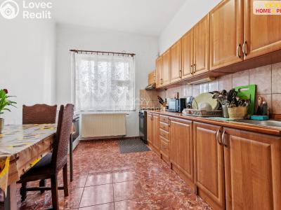 Prodej bytu 3+1 Říčany, Olivova č. 2