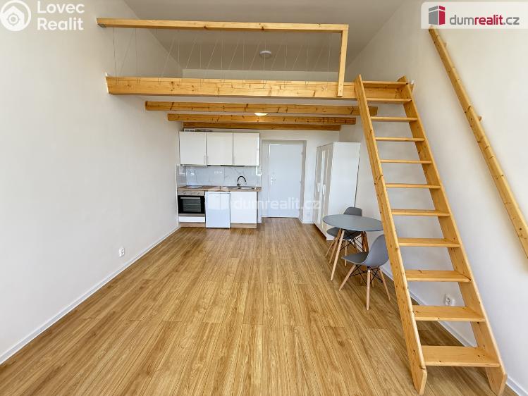 Rent apartment 1+KK Praha 5, Na Valentince č. 1