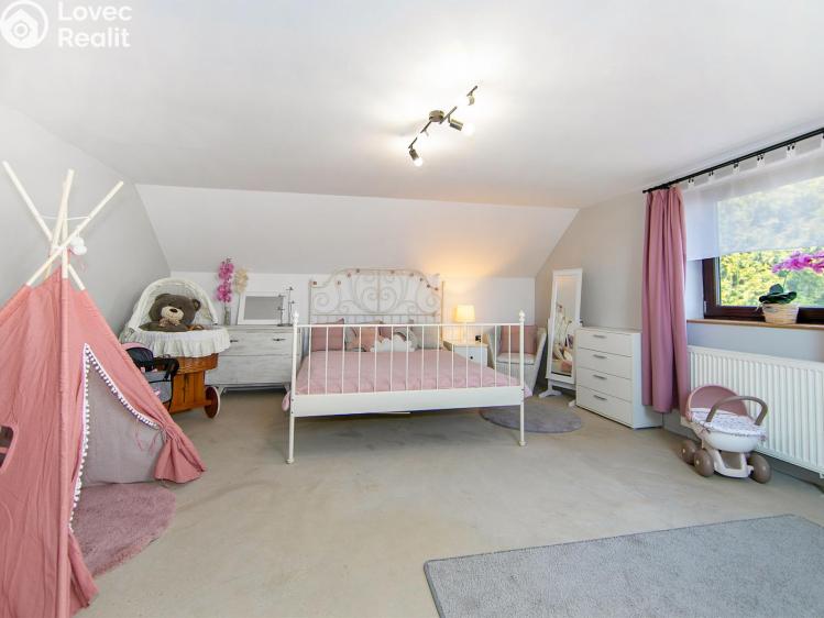 Sale family house Lhotka u Radnic č. 18