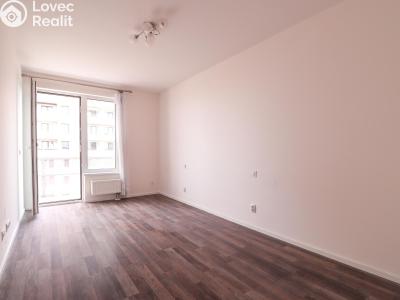 Rent apartment 2+KK Praha, Zvěřinova č. 7