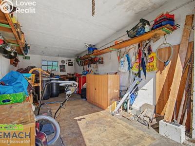 Sale garage Uherské Hradiště, Průmyslová č. 4