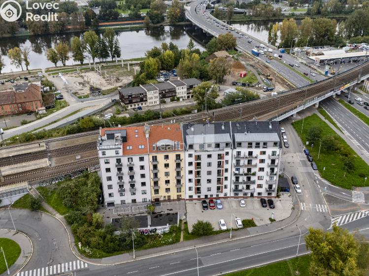 Pronájem bytu 2+KK Praha 7, V závětří č. 14
