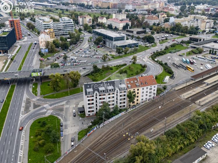 Pronájem bytu 2+KK Praha 7, V závětří č. 16