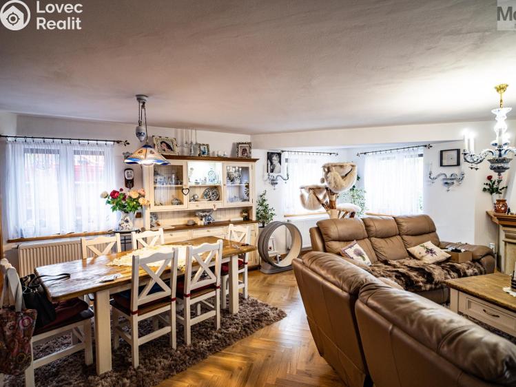 Sale office space Most, V Sadech 3327 č. 3