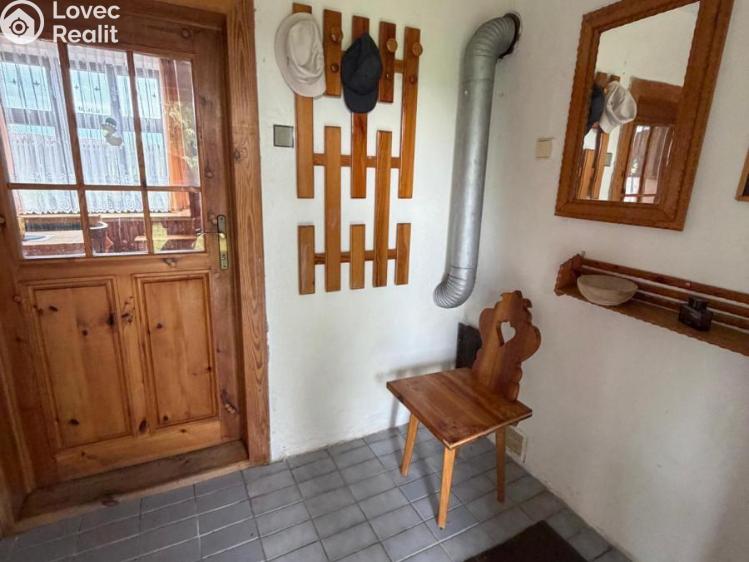 Sale family house Děčany č. 3