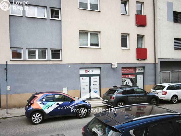 Rent commercial space Plzeň, Poděbradova č. 2