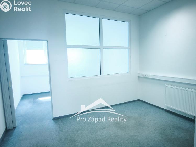 Rent commercial space Plzeň, Poděbradova č. 15