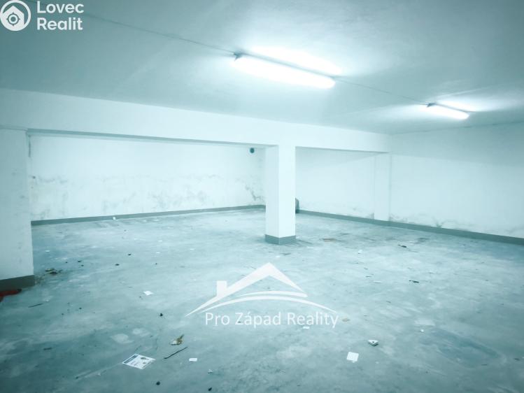 Rent commercial space Plzeň, Poděbradova č. 18