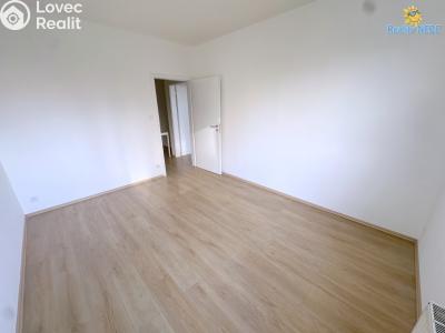 Rent apartment 2+KK Praha, Wassermannova č. 7