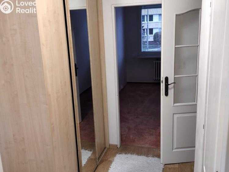 Pronájem bytu 3+KK Praha, V průčelí č. 7