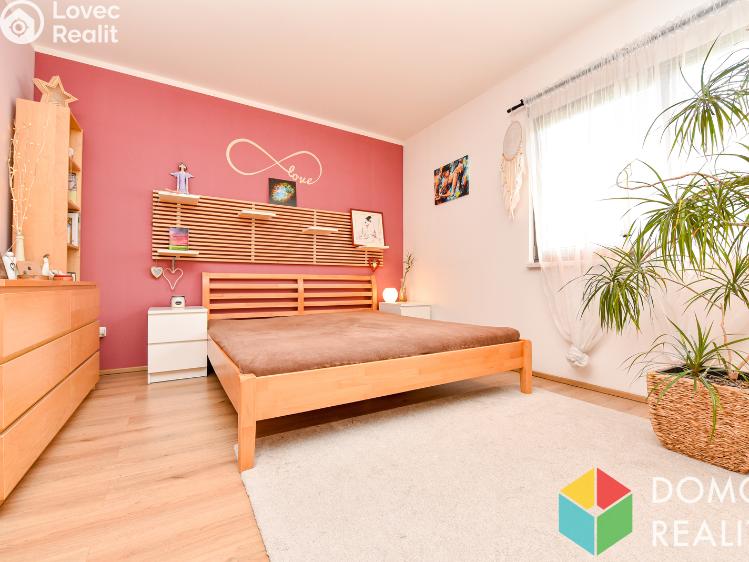 Аренда квартиры 3+KK Králův Dvůr, Tři Vršky 669 č. 12