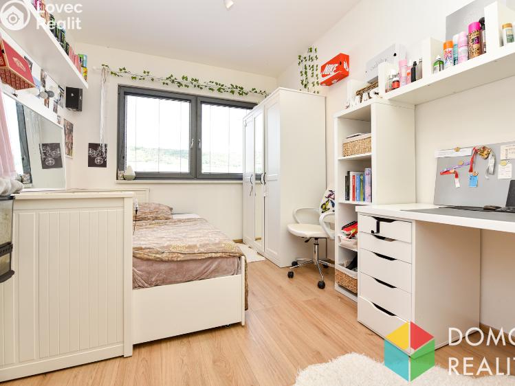 Аренда квартиры 3+KK Králův Dvůr, Tři Vršky 669 č. 14
