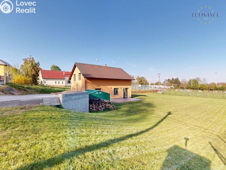 Sale family house Nelahozeves, Pod strání 86 č. 47