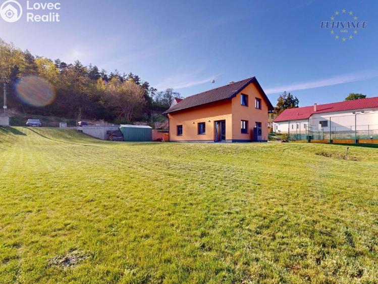 Sale family house Nelahozeves, Pod strání 86 č. 48