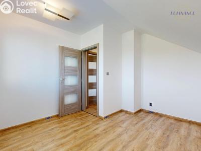 Продажа семейного дома Nelahozeves, Pod strání 86 č. 31