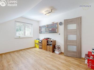Продажа семейного дома Nelahozeves, Pod strání 86 č. 34