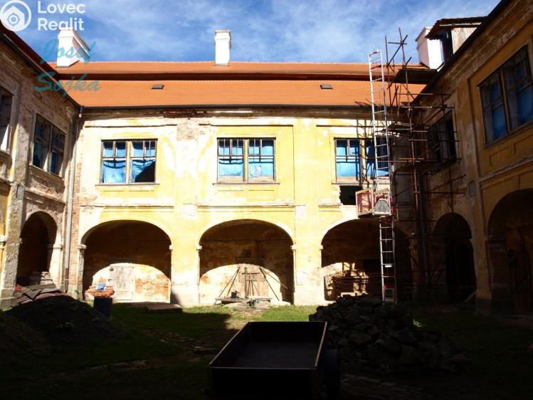 Sale historical properties Osová Bítýška č. 7