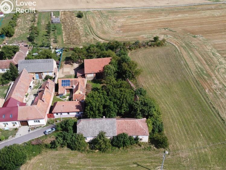 Sale farm Běhařovice č. 1