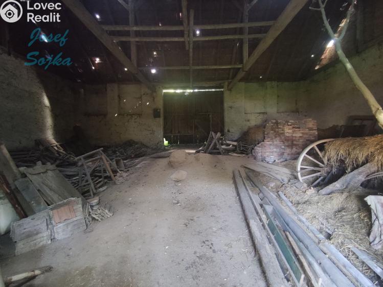 Sale farm Běhařovice č. 12