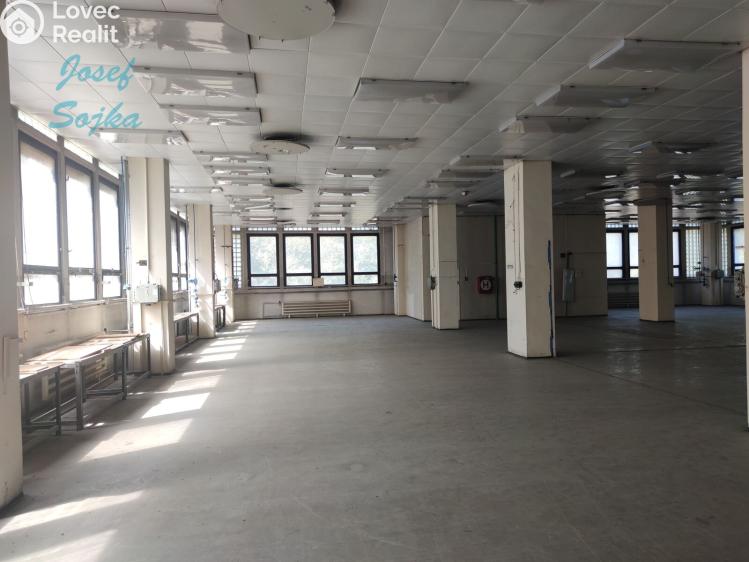 Rent warehouse Adamov č. 20