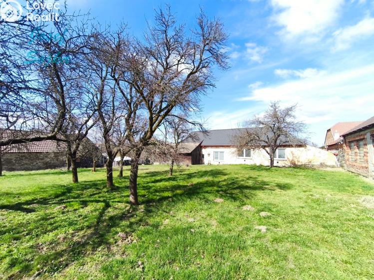 Продаж багатогенного будинку Dolní Vilémovice č. 28