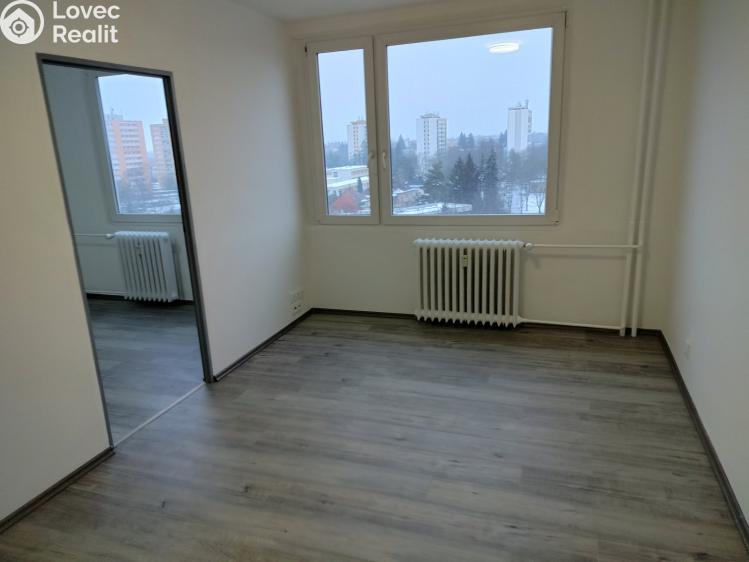 Продажа квартиры 2+KK Hradec Králové, Veverkova 1397/23 č. 2