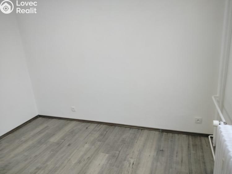 Продажа квартиры 2+KK Hradec Králové, Veverkova 1397/23 č. 3