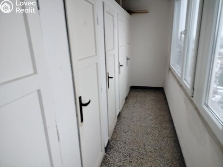 Продажа квартиры 2+KK Hradec Králové, Veverkova 1397/23 č. 9