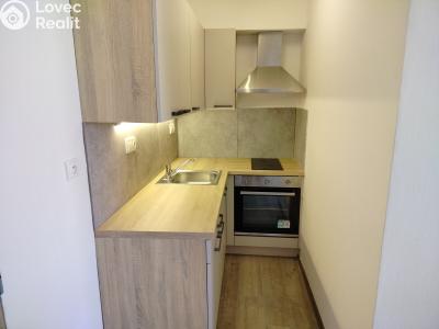 Продажа квартиры 2+KK Hradec Králové, Veverkova č. 1