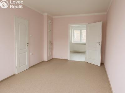Продаж сімейного будинку Pardubice, Seifertova 31 č. 14
