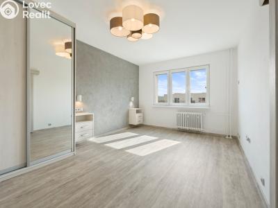 Продаж квартири 2+1 Beroun, Košťálkova č. 14