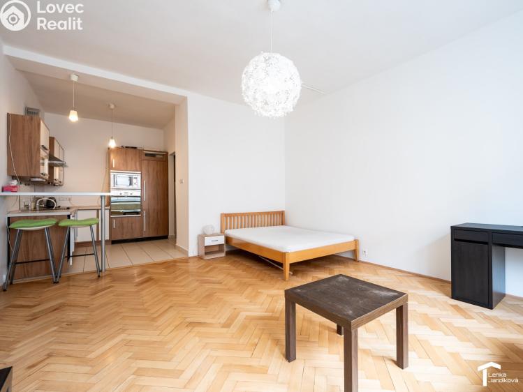 Rent apartment 1+KK Pardubice, Sladkovského 1566 č. 2