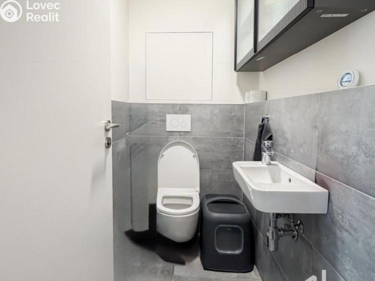 Pronájem bytu 3+KK Praha, Mezi vodami 2283/29a č. 15