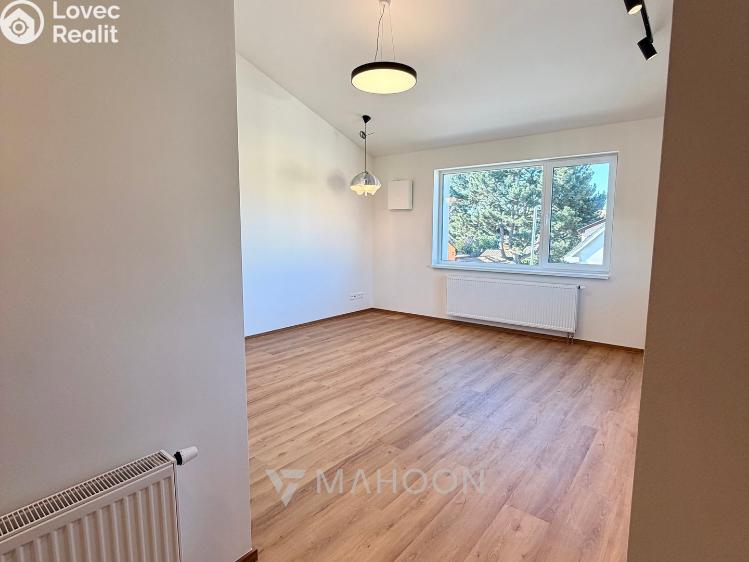 Pronájem bytu 2+KK Kostelec nad Labem, Zeyvalova č. 4