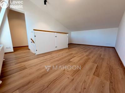 Pronájem bytu 2+KK Kostelec nad Labem, Zeyvalova č. 6