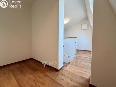 Pronájem bytu 2+KK Kostelec nad Labem, Zeyvalova č. 9
