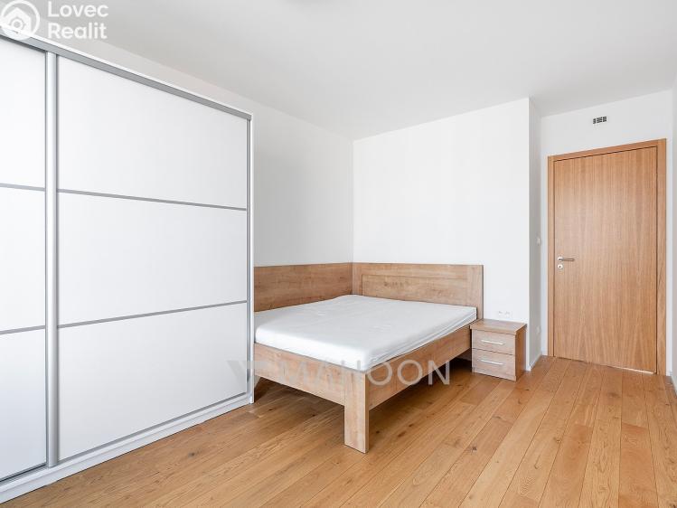 Pronájem bytu 3+KK Praha, Šiklové č. 10