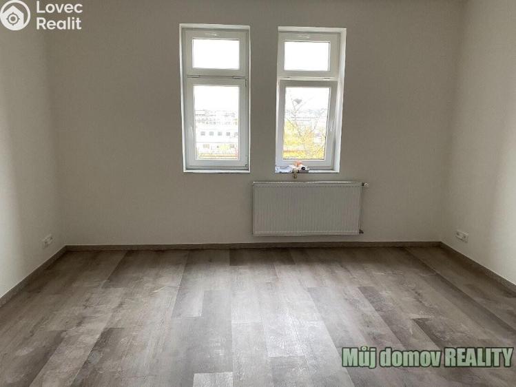 Pronájem bytu 1+KK Praha, Freyova 235/7 č. 5