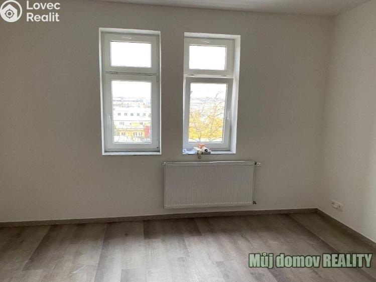 Pronájem bytu 1+KK Praha, Freyova 235/7 č. 6